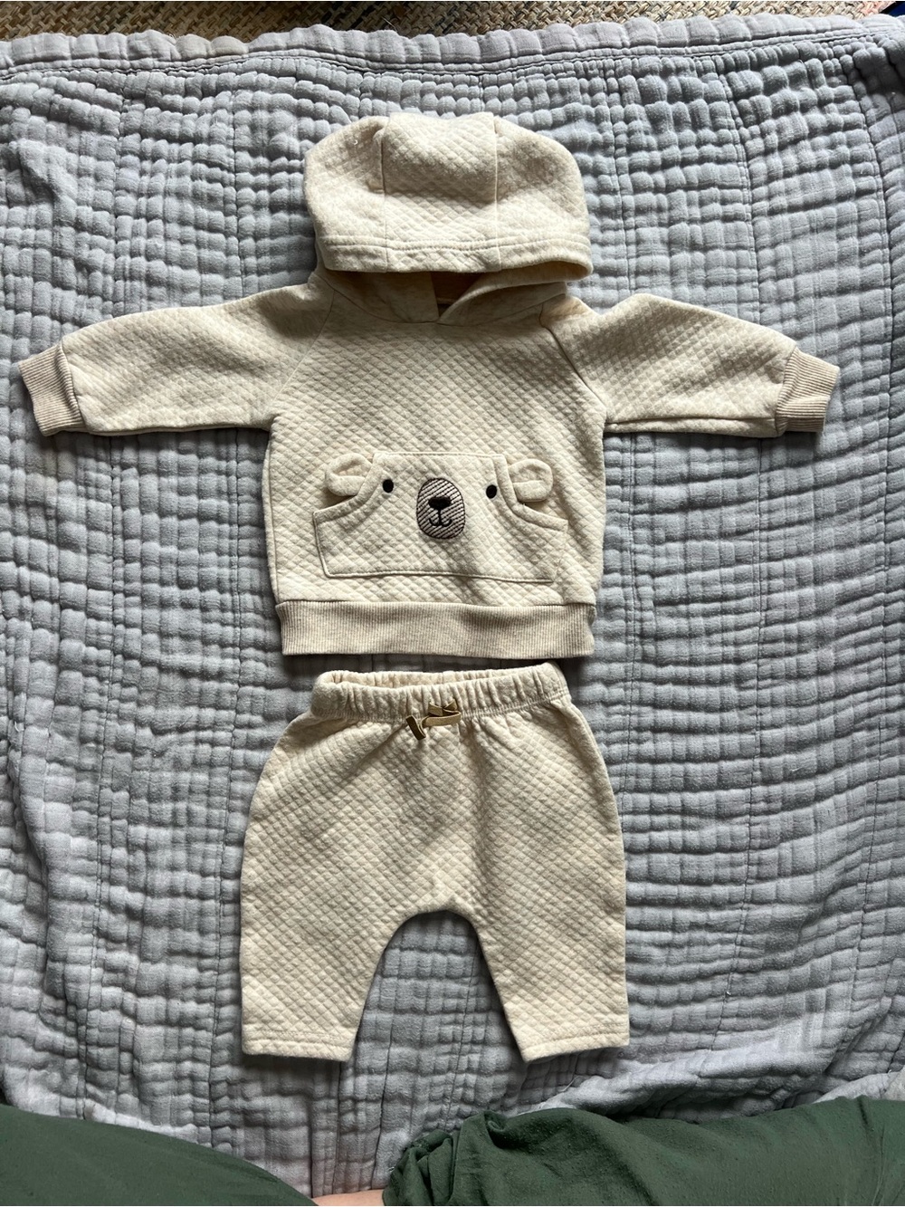 Carter's Cream Bear Hoodie Outfit 3m